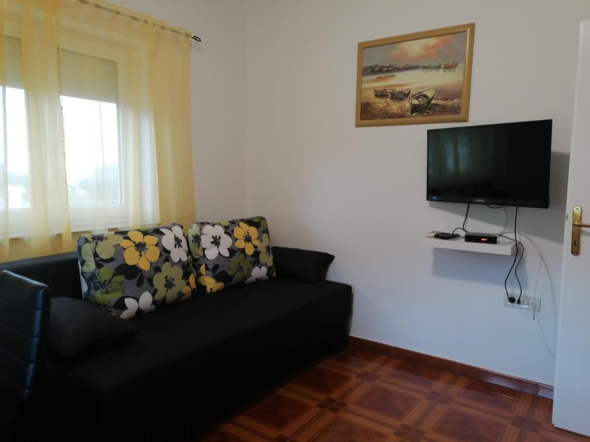 Apartmani Ivana Senj Сень Экстерьер фото