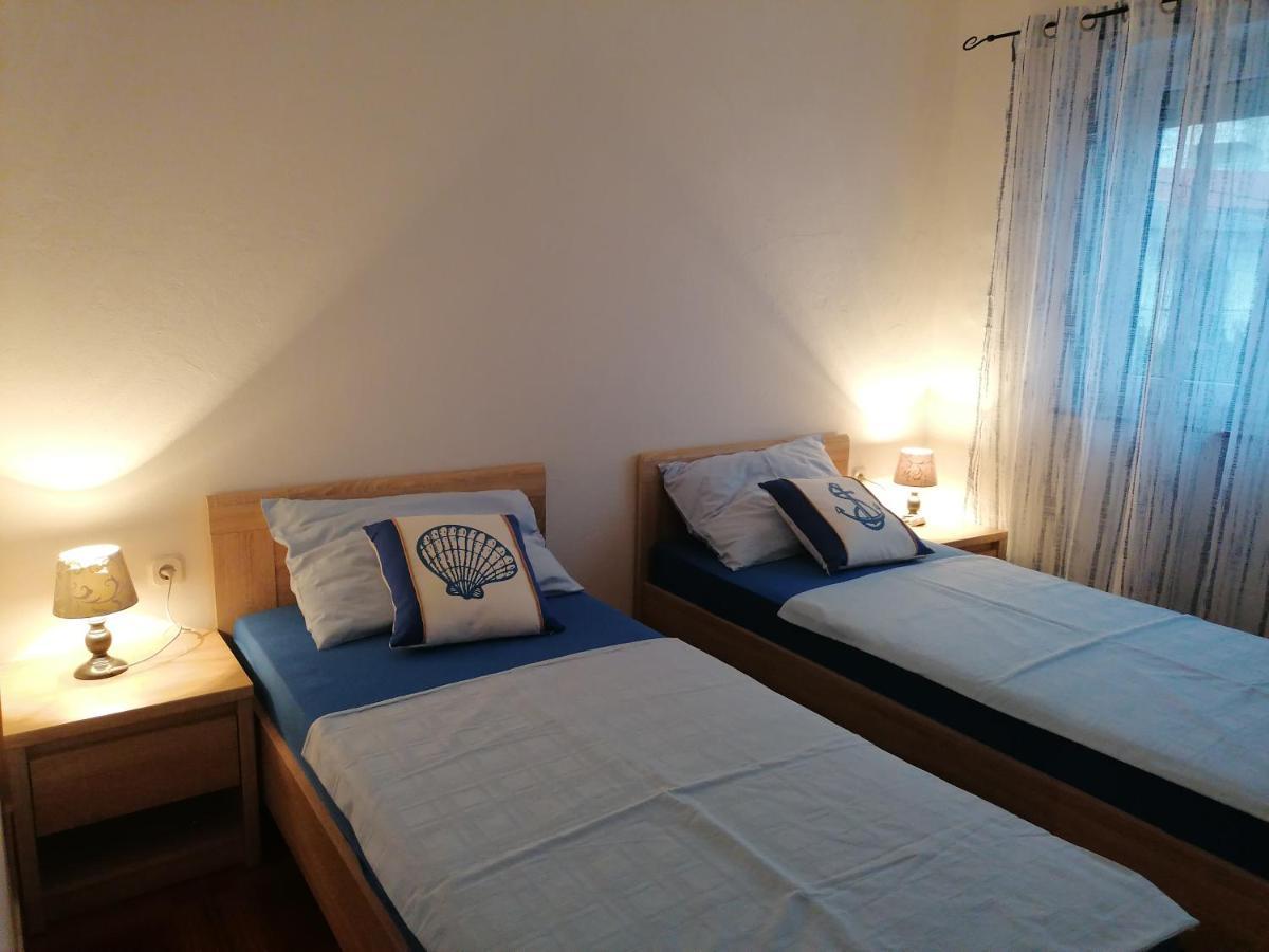 Apartmani Ivana Senj Сень Экстерьер фото