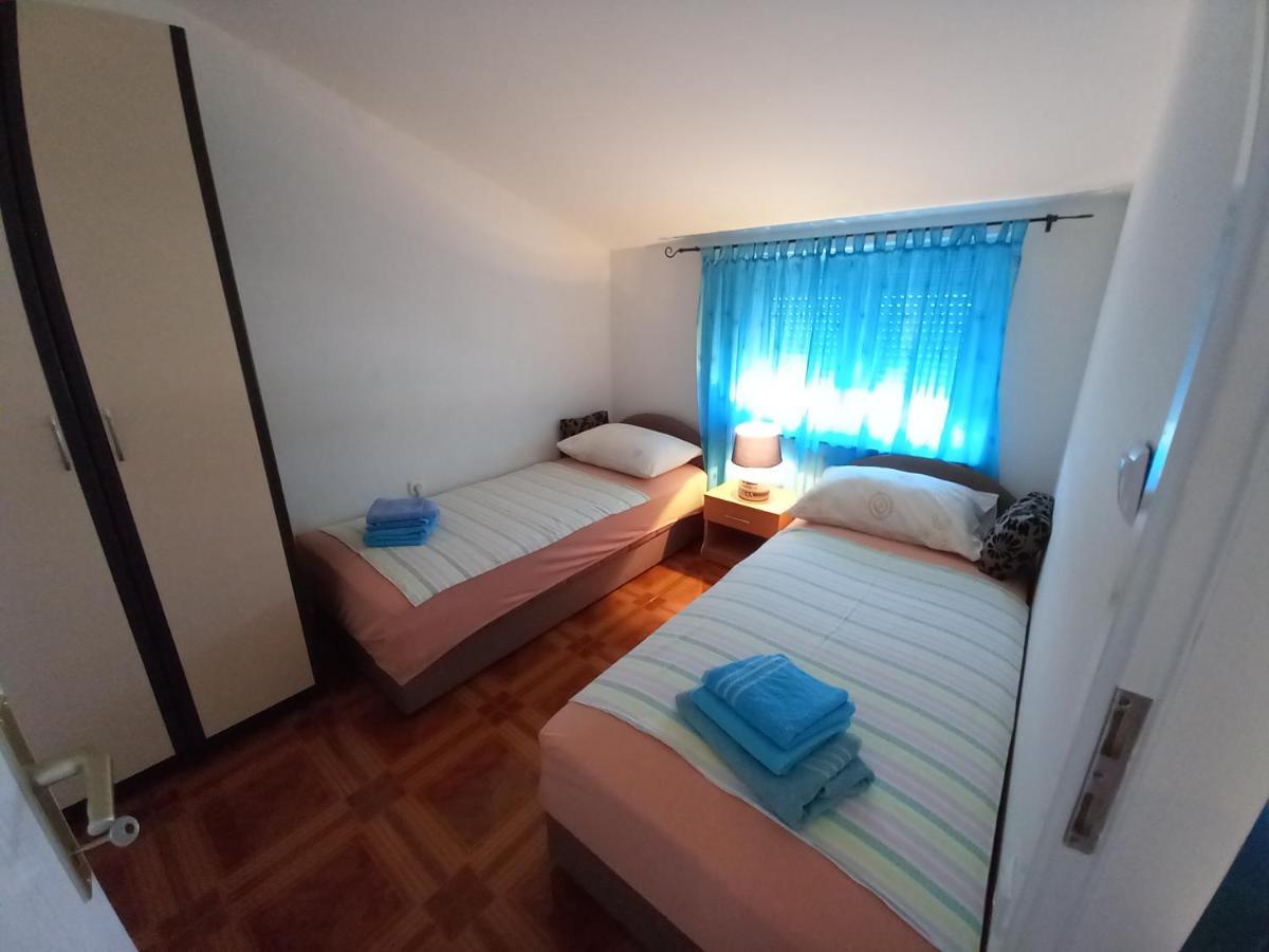 Apartmani Ivana Senj Сень Экстерьер фото